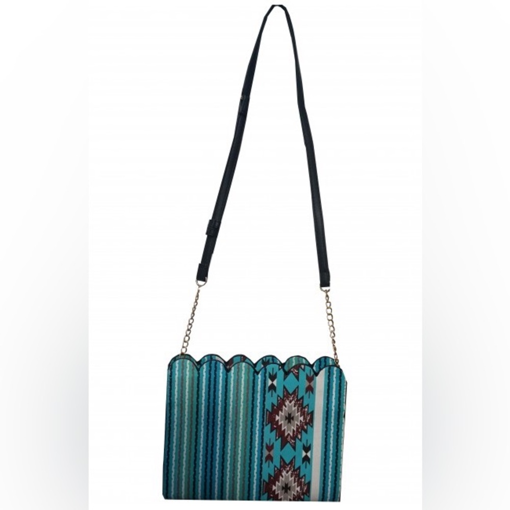 Turquoise South-Western Purse / Clutch. Perfect for the carrying the essentials.